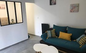 Superbe studio entièrement refait a neuf